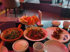 -粉墨特色菜·烧烤音乐酒馆