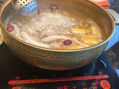 -雾山韩式烤肉·海南糟粕&椰子鸡火锅·海景餐厅(三亚绿发山海天JW万豪酒店)