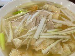 -金卯白肉罩火烧
