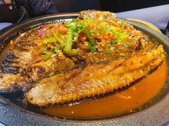 -鸣记脆皮烤鱼·海鲜烤鱼(三八广场店)