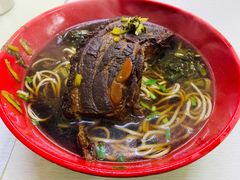 -小龙大肉面馆