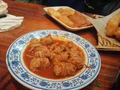 -爆炸头阿姨小四川正宗川味小吃(无任何分店)