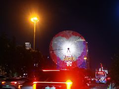 -黄兴南路步行商业街