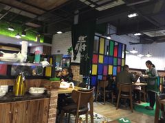 -朋友圈概念餐厅(象山万达广场店)