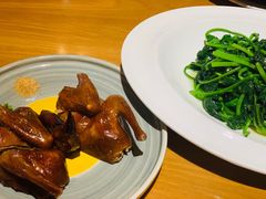 玻璃乳鸽-粤域茶餐厅