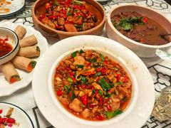 -客家大院·非遗赣南客家菜(郁孤台店)