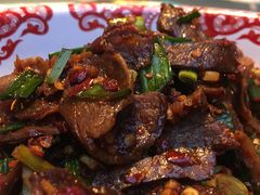 大蒜苗炒腊牛肉-慕湘精致湖南菜(水贝店)