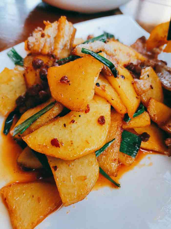 丁胖土碗香(九方店)-"在对面上班,经常来这里聚餐.前一天跟大.