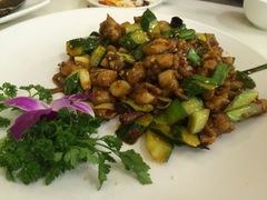 椒香爆牛蛙-蜜桃餐厅(朝阳大悦城店)