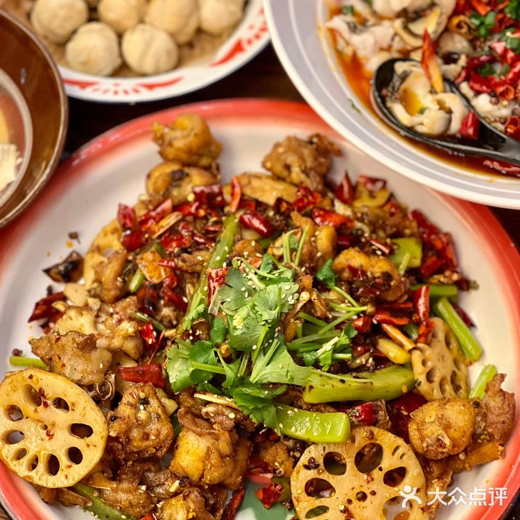 上海首家豆花饭主题川菜‼️忍住不多吃了好几碗！