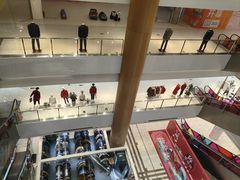 -资和信百货商场