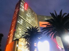-银泰百货(厦门国贸中心店)