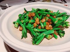 -贝勒爷·酥不腻烤鸭