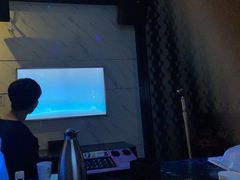 -皇马纯KTV·量贩·聚会(民治店)