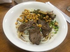 -牛八宝桂林米粉(八里庄店)