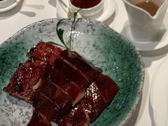 西班牙黑毛猪叉烧拼烧仔鹅-誉珑轩