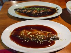 西湖醋鱼草鱼一鱼两吃-百家鲜·杭帮菜