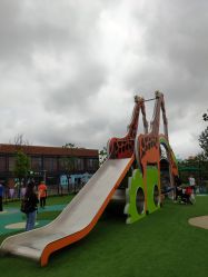 -季高兔窝窝亲子园(上海薰衣草公园店)