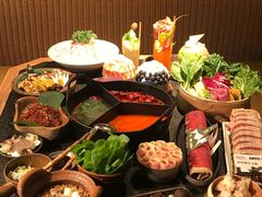 -三出山火锅(万象天地店)