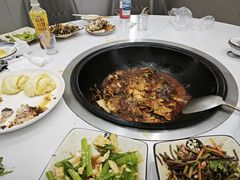 -老渔翁笨锅炖(迎宾路总店)