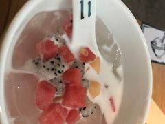 现任椰奶冰粉-太二酸菜鱼(汕头苏宁广场店)