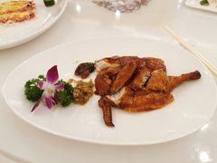 吊烧果园鸡-名苑皇宫酒家(来魅力壁画村店)