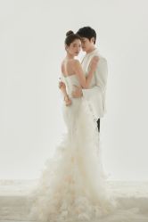 -至臻微拉婚纱摄影