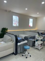 -玫莉蔻皮肤管理中心