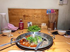 -大众跷脚牛肉馆·非遗传承单位(峨眉山店)