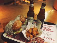 -The Habit Burger Grill 哈比特汉堡(复兴soho店)