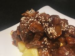 -万重锦·人文川菜馆(骡马市店)