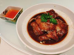 金牌灌汤烧鹅-江南韵·无锡太湖文化体验餐厅(凤凰天街店)