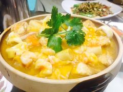 海鲜南瓜汁闷豆腐-鹭岛新泉客家菜·海鲜·融合菜(莲前店)
