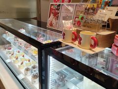 -花花卷卷·鲜食蛋糕(静安久光百货店)