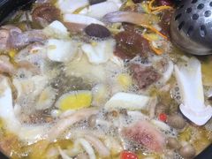 -菌之家·专业纯野生菌火锅·特色炒菌