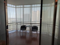 -库车国际酒店(火车站东湖公园店)