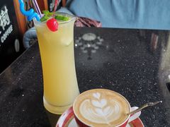 -OLD TREE老树咖啡·西餐厅(台山人工湖店)