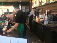 -星巴克(广州中华广场B1层店)
