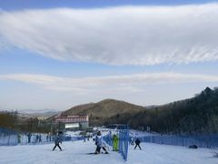 -亚布力新体委滑雪场