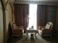 -南洋冠盛酒店(广州天河公园地铁站店)