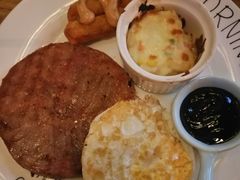 -动动咖啡清真西餐厅