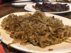 烤酸菜-炙热童年·老北京炙子烤肉(南锣鼓巷店)