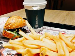 -The Habit Burger Grill 哈比特汉堡(爱琴海店)