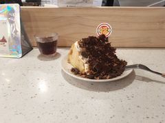 -C.Y Cafe