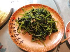 素炒小米菜-朱家小厨(红塔西路店)