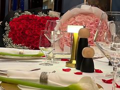 -龙虾酒吧扒房(宁波香格里拉店)