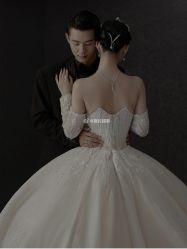 -至臻微拉婚纱摄影