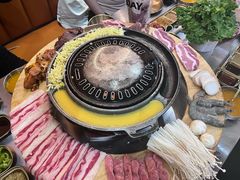 -胡悦里韩式烤肉(芝罘万达广场店)