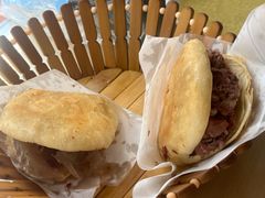 -闫家驴肉老店(华电一校店)
