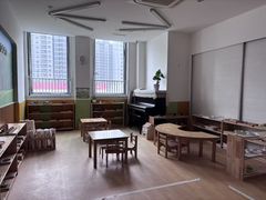 -婴智贝佳蒙特梭利早教托育中心(杨浦店)